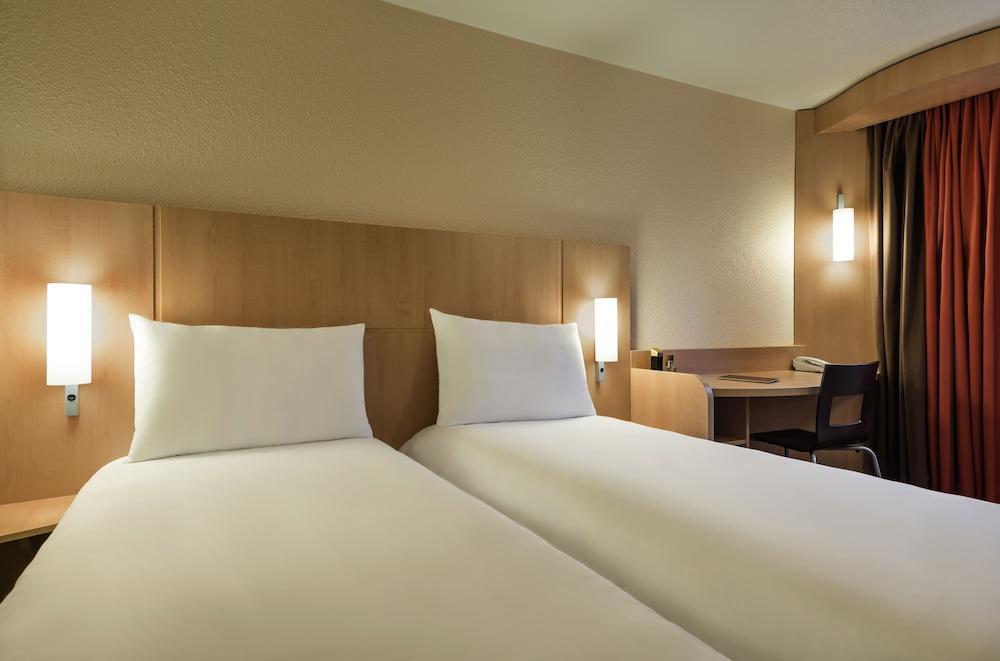 Ibis Paris Bastille Opera Exterior photo